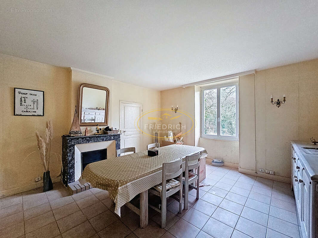 Maison à TRONVILLE-EN-BARROIS