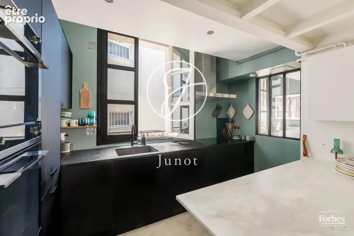 Paris 18e - MONTMARTRE / CAULAINCOURT - Atelier d'artiste - 88,26m² au sol - 77,55m² Carrez - 2 chambres - Dernier étage - photo 10