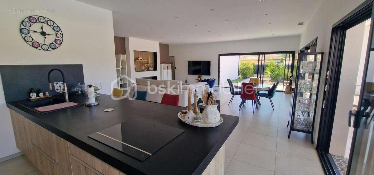 Maison à CESSENON-SUR-ORB