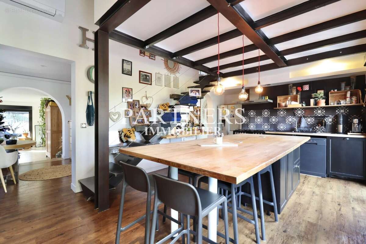 Maison à AIX-EN-PROVENCE