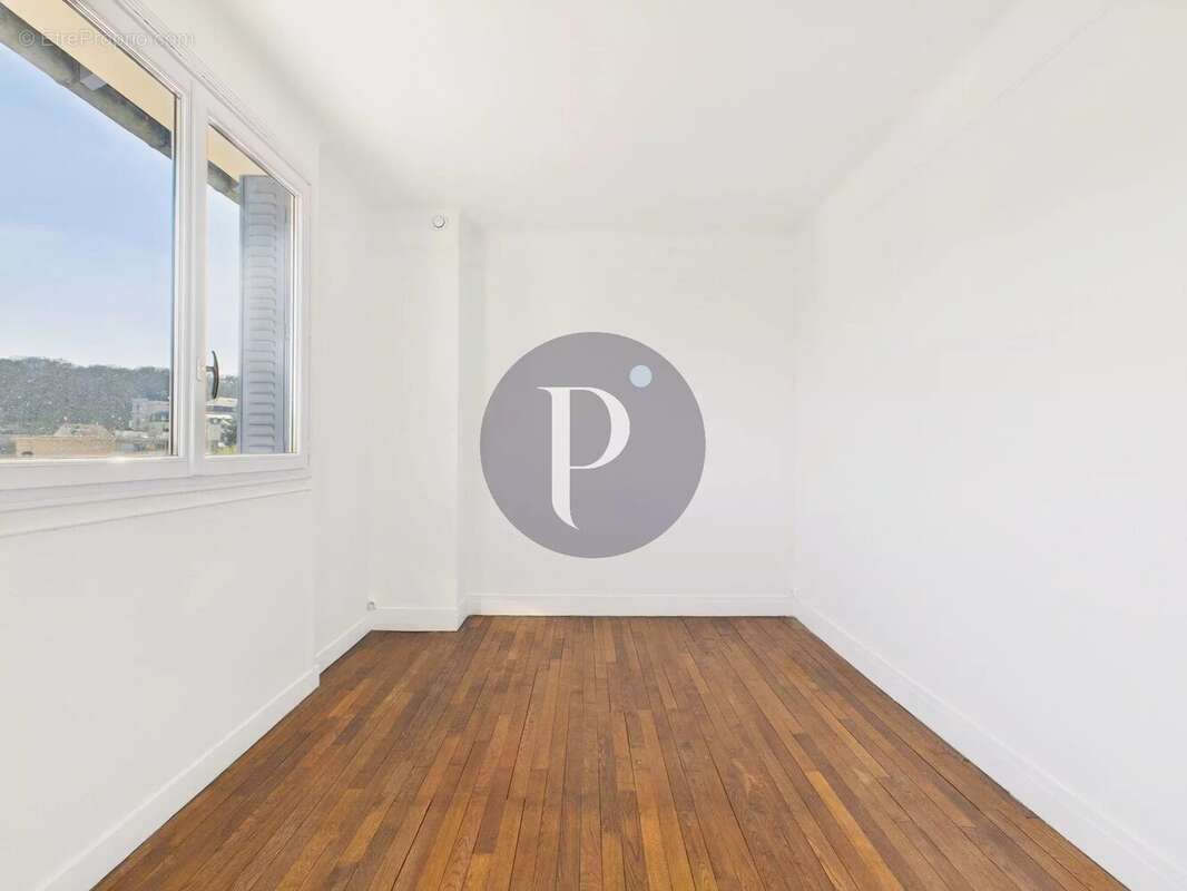 Maison à LE PLESSIS-ROBINSON