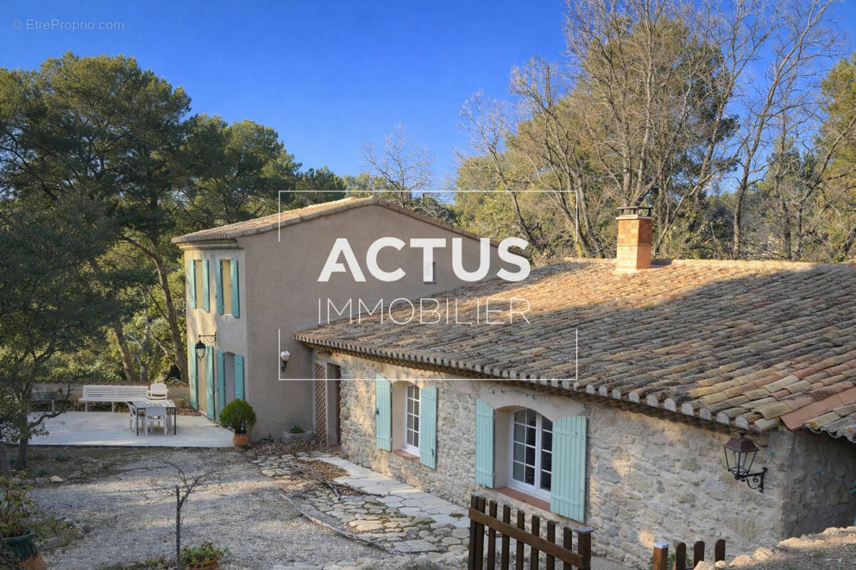 Maison à SALON-DE-PROVENCE