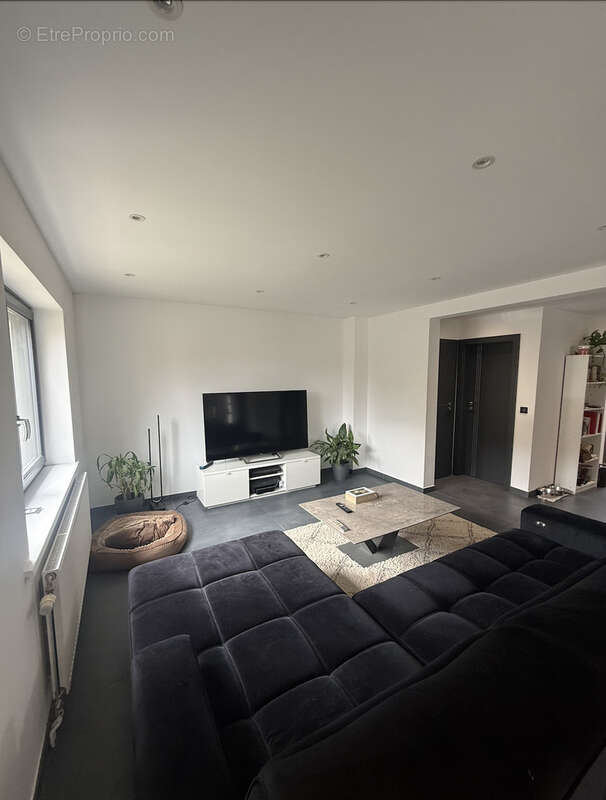 Maison à STEINBRUNN-LE-HAUT