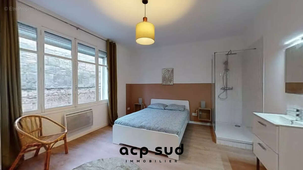 Appartement à MARSEILLE-7E