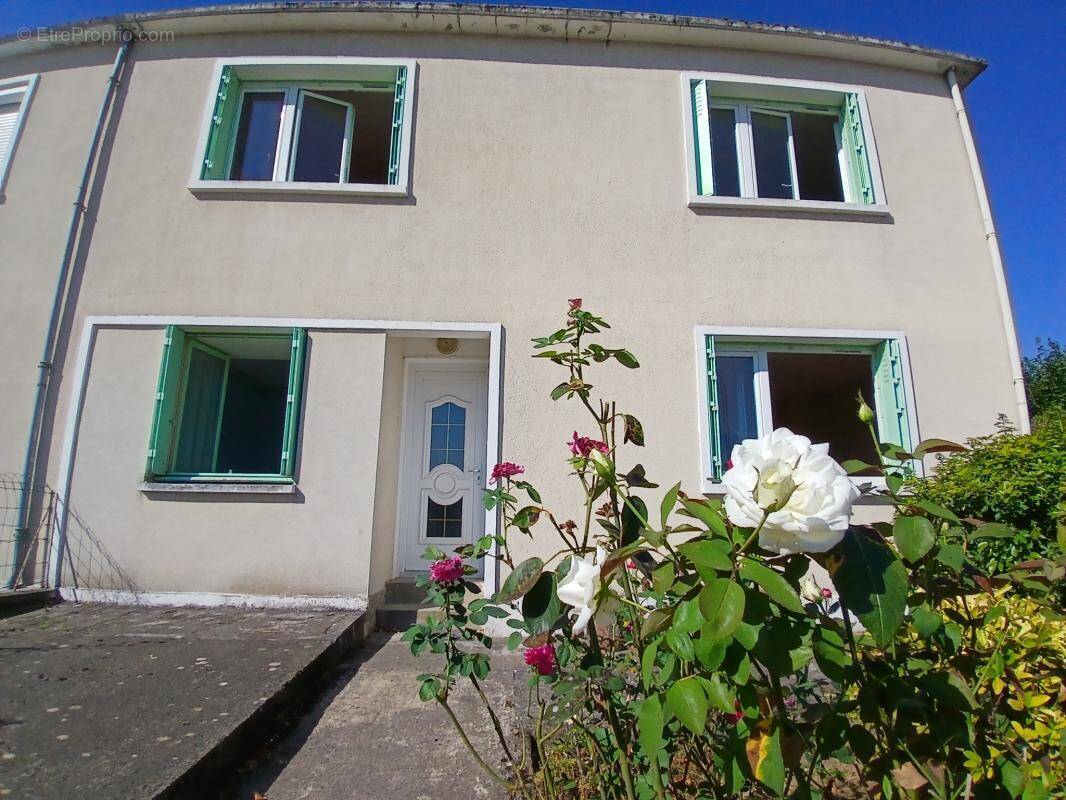 Maison à ROUMAZIERES-LOUBERT