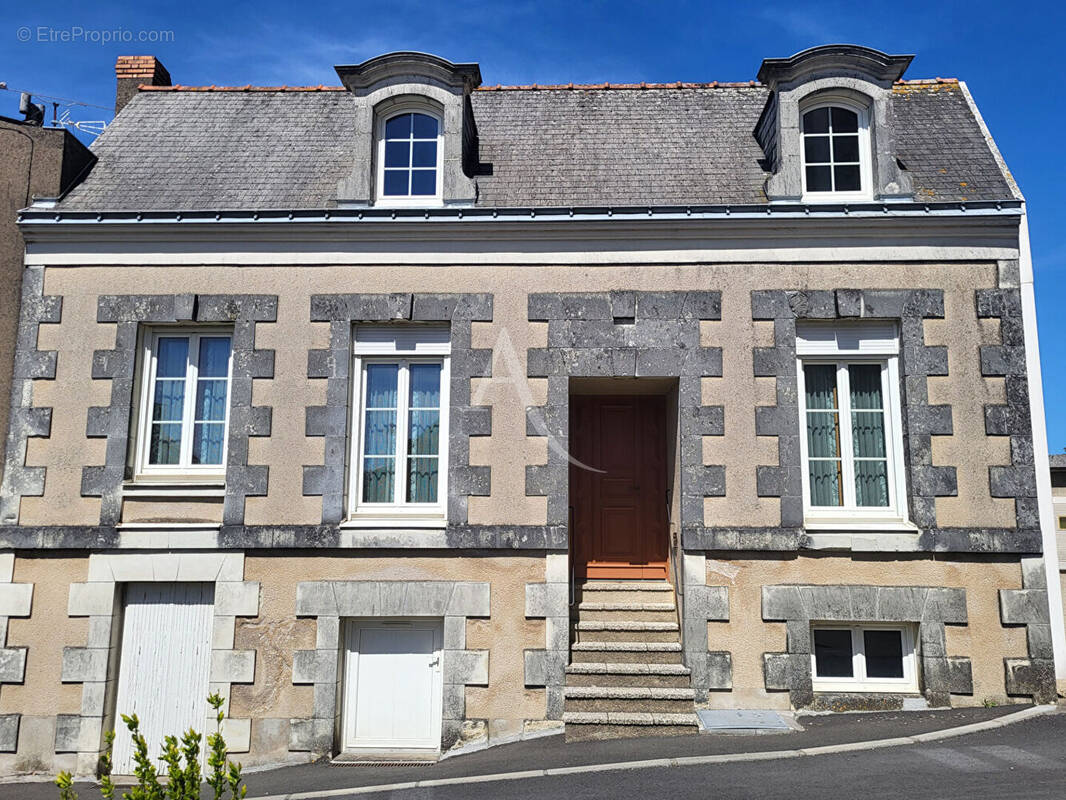Maison à LA POMMERAYE