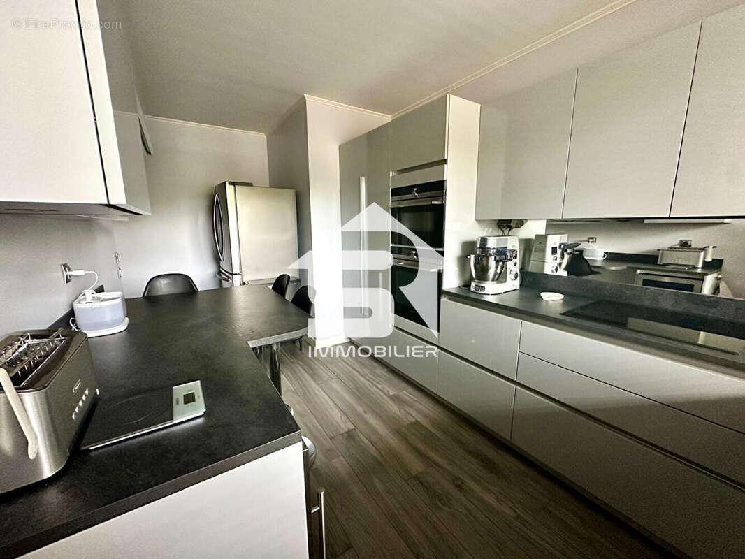 Appartement à NOGENT-SUR-MARNE