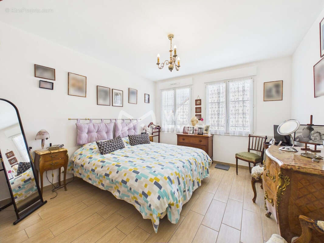 Appartement à MAROLLES-EN-HUREPOIX