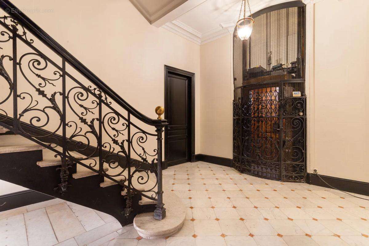 Appartement à LA MADELEINE