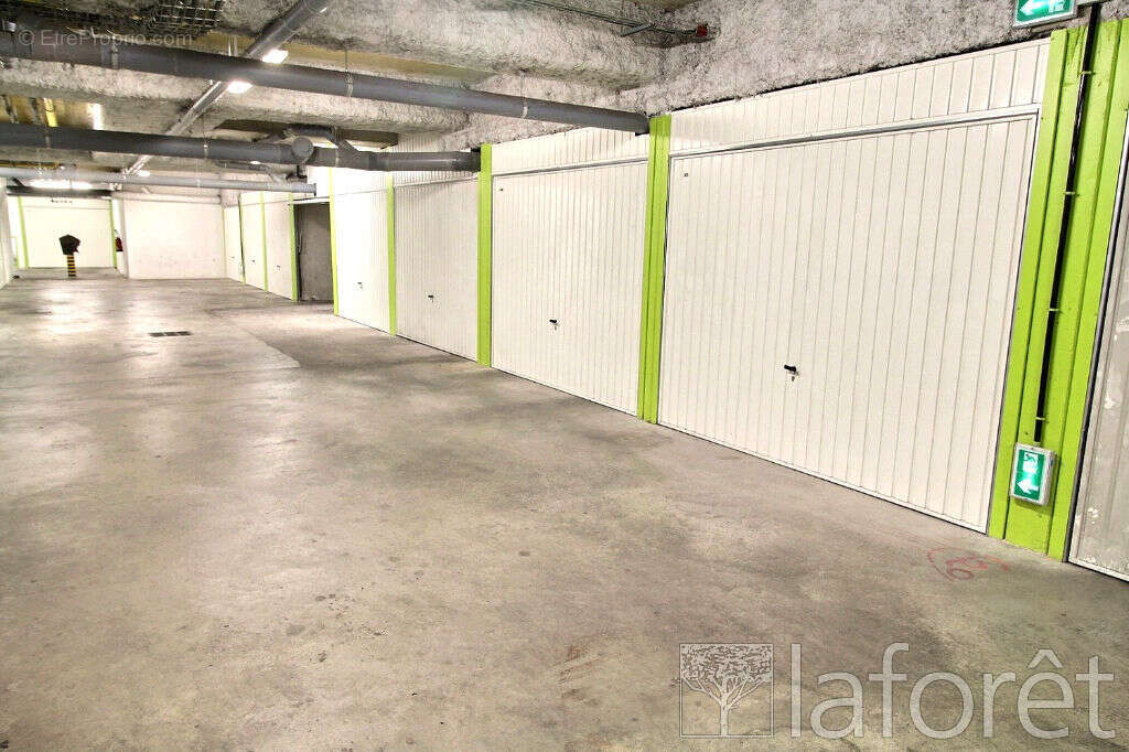 Appartement à GENNEVILLIERS