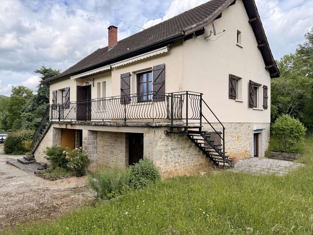 Maison à SALVAGNAC-CAJARC