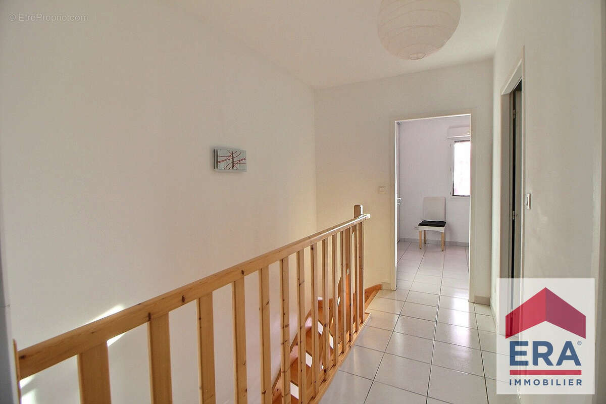 Maison à SAINT-PAUL-TROIS-CHATEAUX