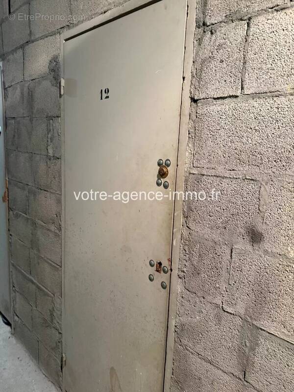 Autre à NICE