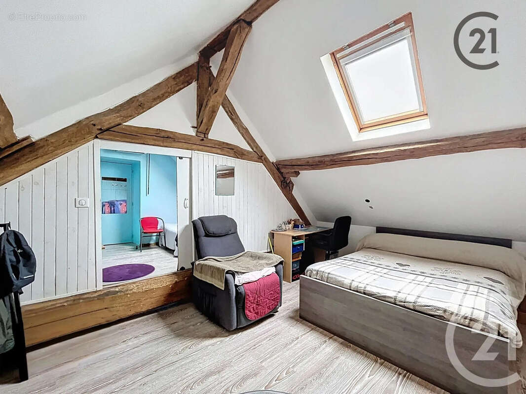 Maison à VILLEBOUGIS