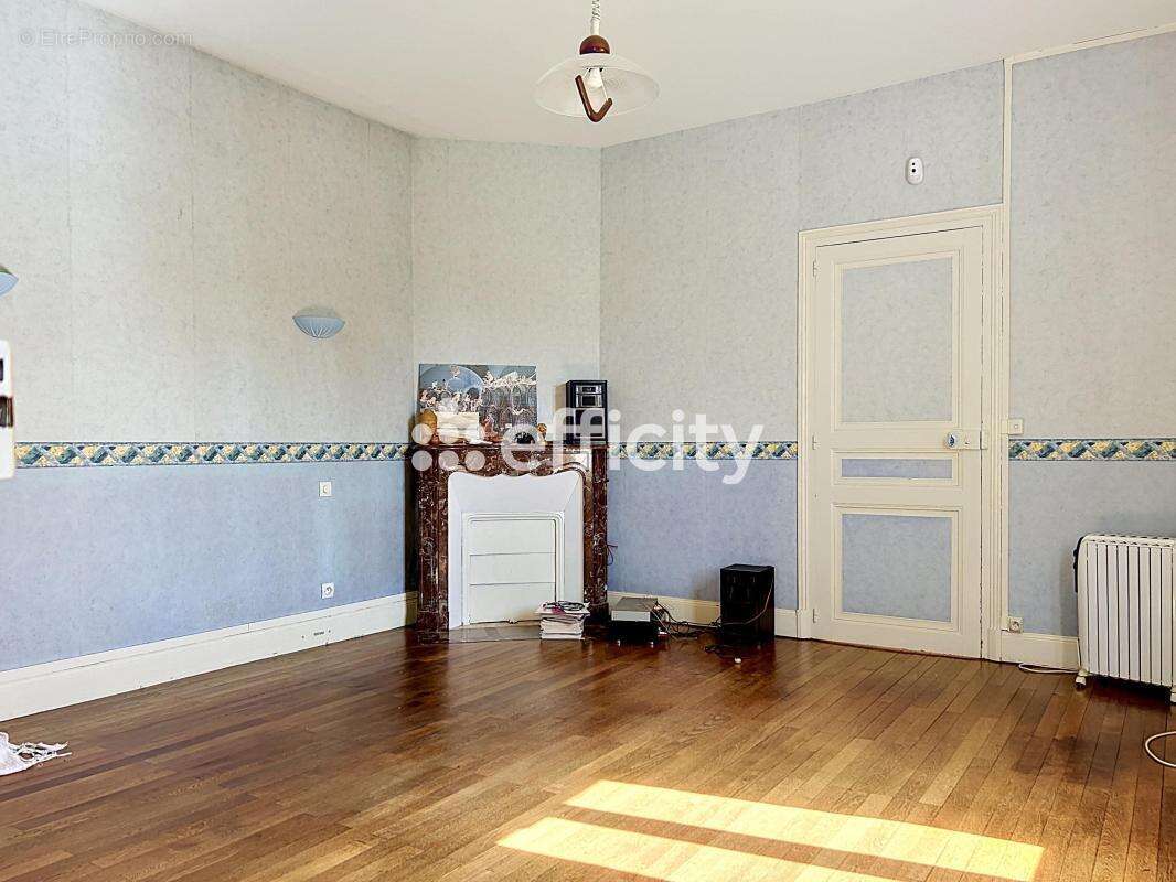 Maison 180 m² à Vouvray  - photo 15