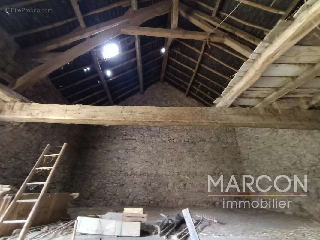 Maison à SAINT-GEORGES-LA-POUGE