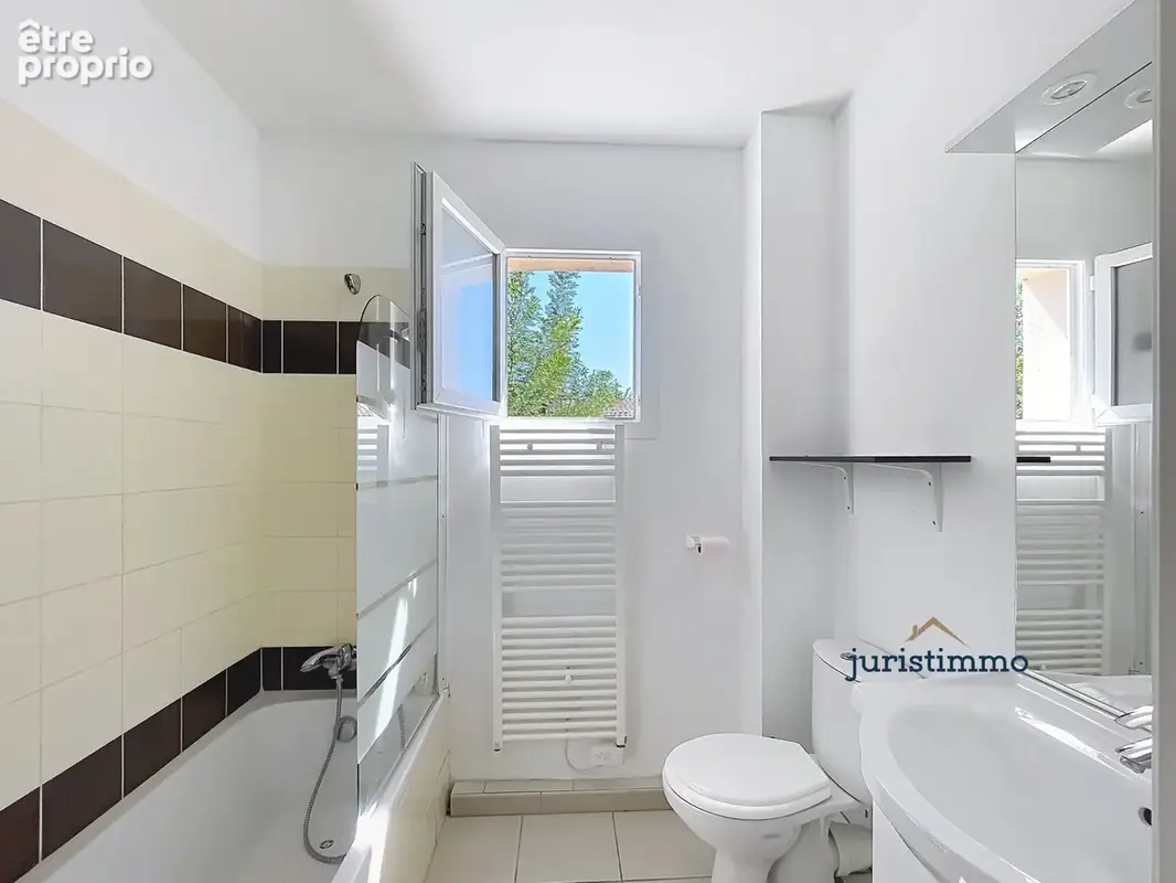 Charmante maison avec 3 chambres, jardin arboré et climatisation. - photo 10