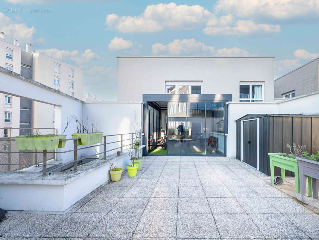 Appartement à COLOMBES