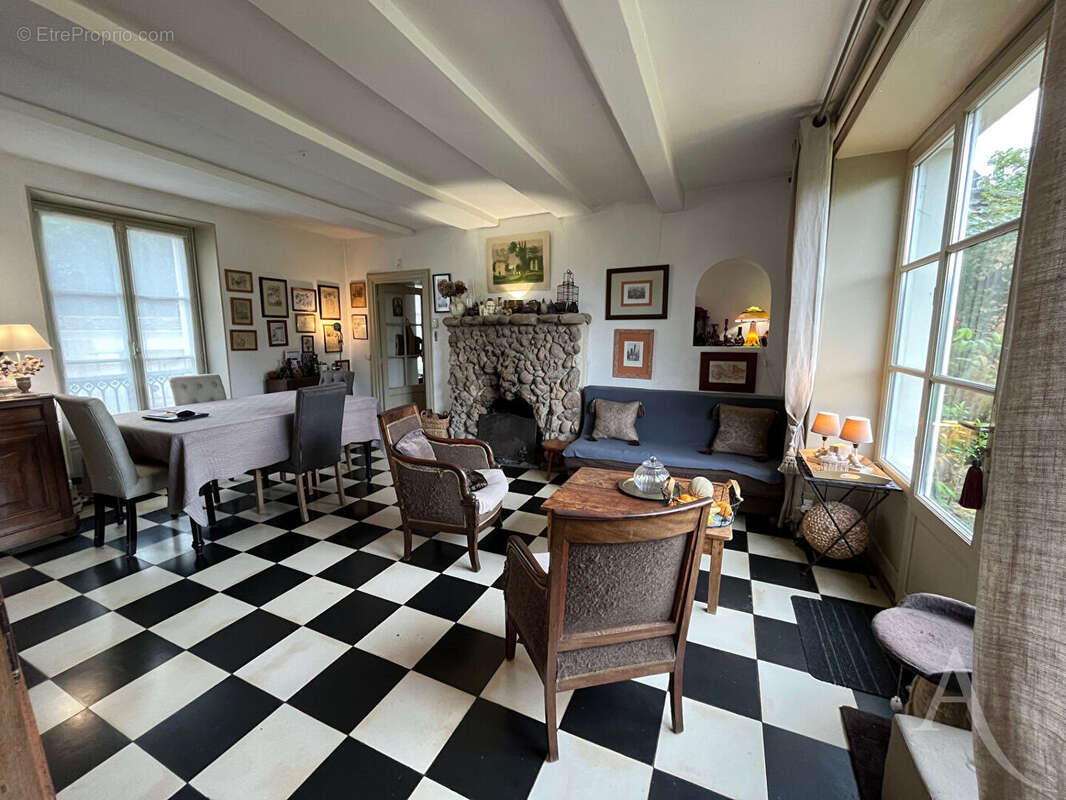 Maison à VILLERS-EN-ARTHIES