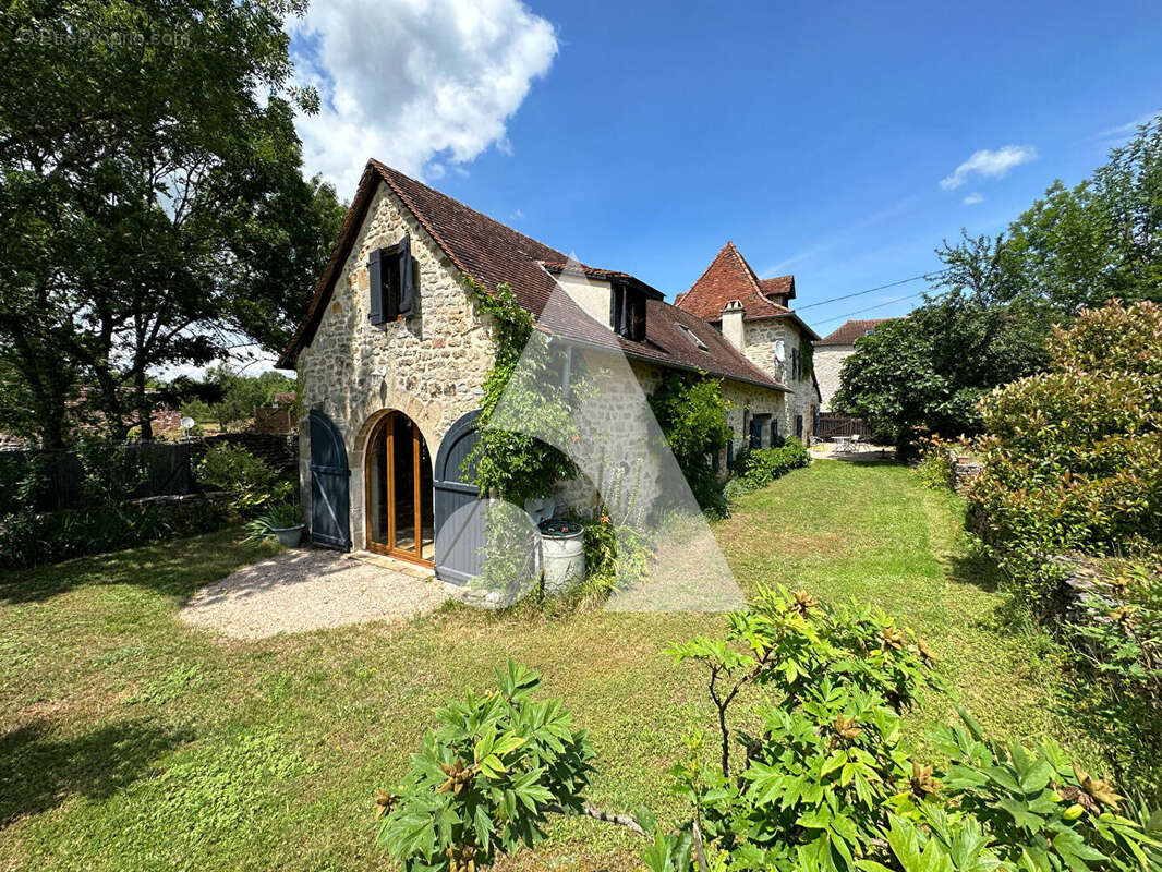 Maison à LARROQUE-TOIRAC