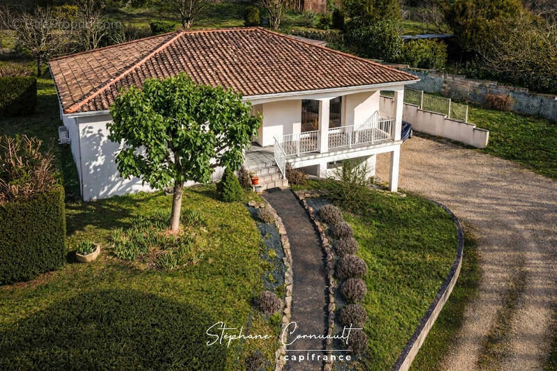 Maison à SAINT-ASTIER