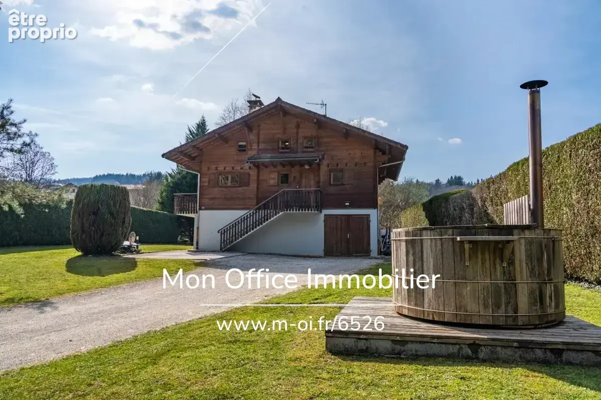 Photo Maison à Saint-Martin-Bellevue au prix de 720 000€