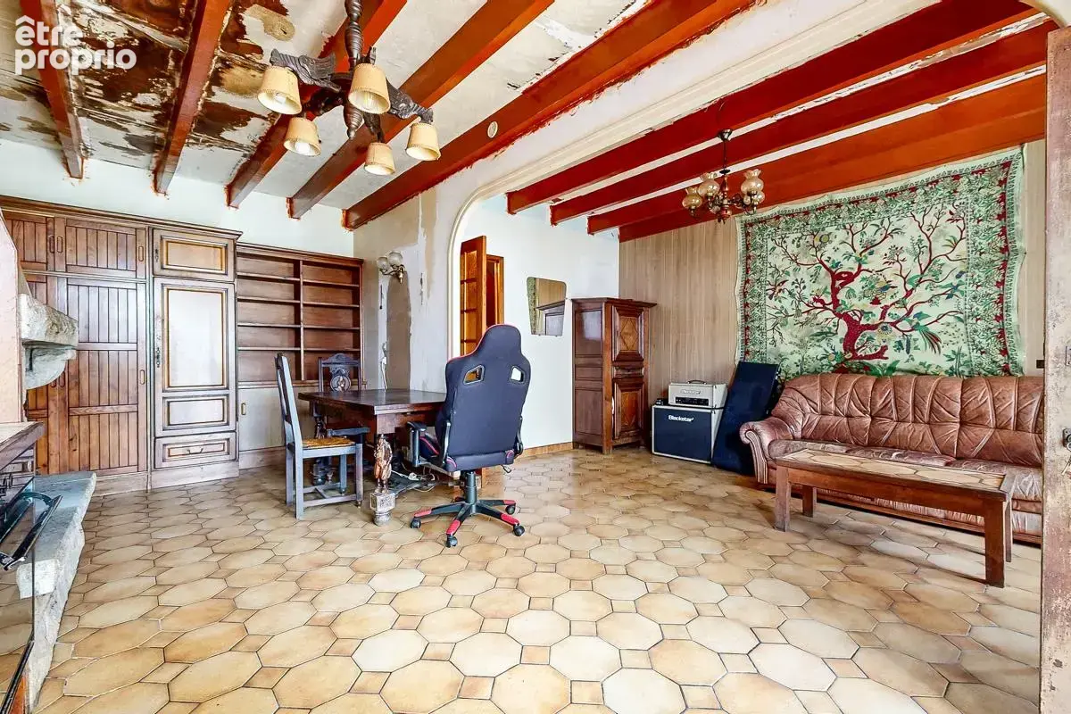 Maison à rénover de 145 m² avec dépendances et plus d’un hectare de terrain – Le Mené - photo 8