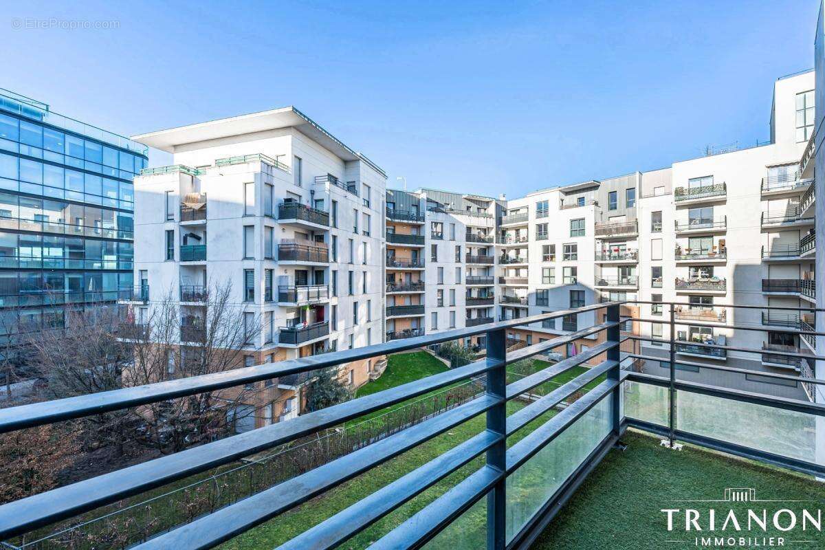 Appartement 68 m2  Asnières / 3 pièces -2 chambres  - Balcon- 2 places parking - photo 4