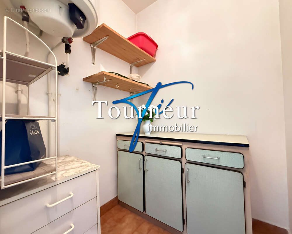 Appartement à SIX-FOURS-LES-PLAGES