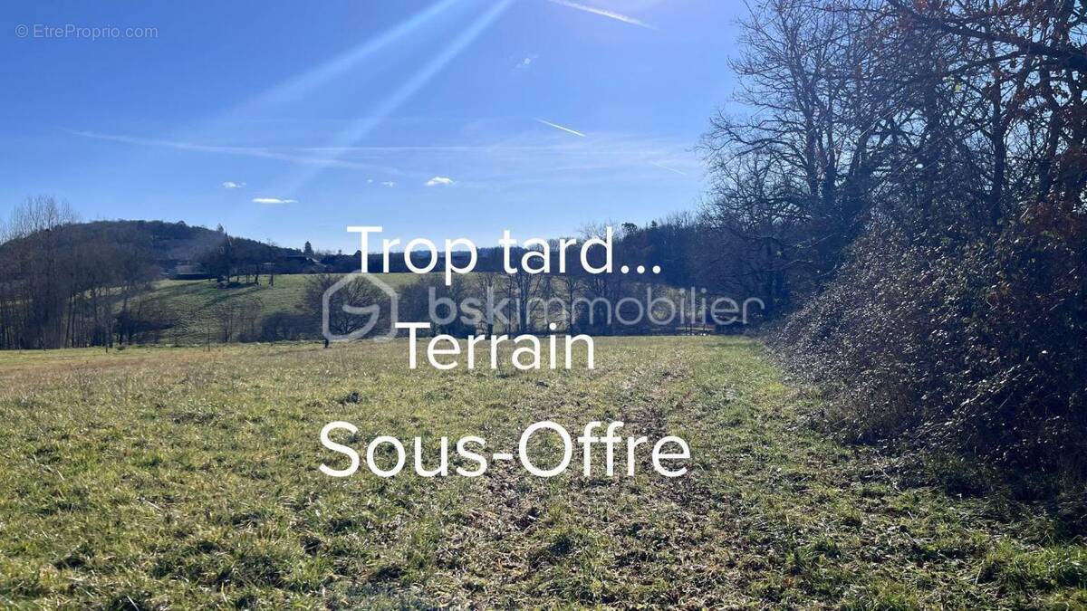 Terrain à HAUTEFORT