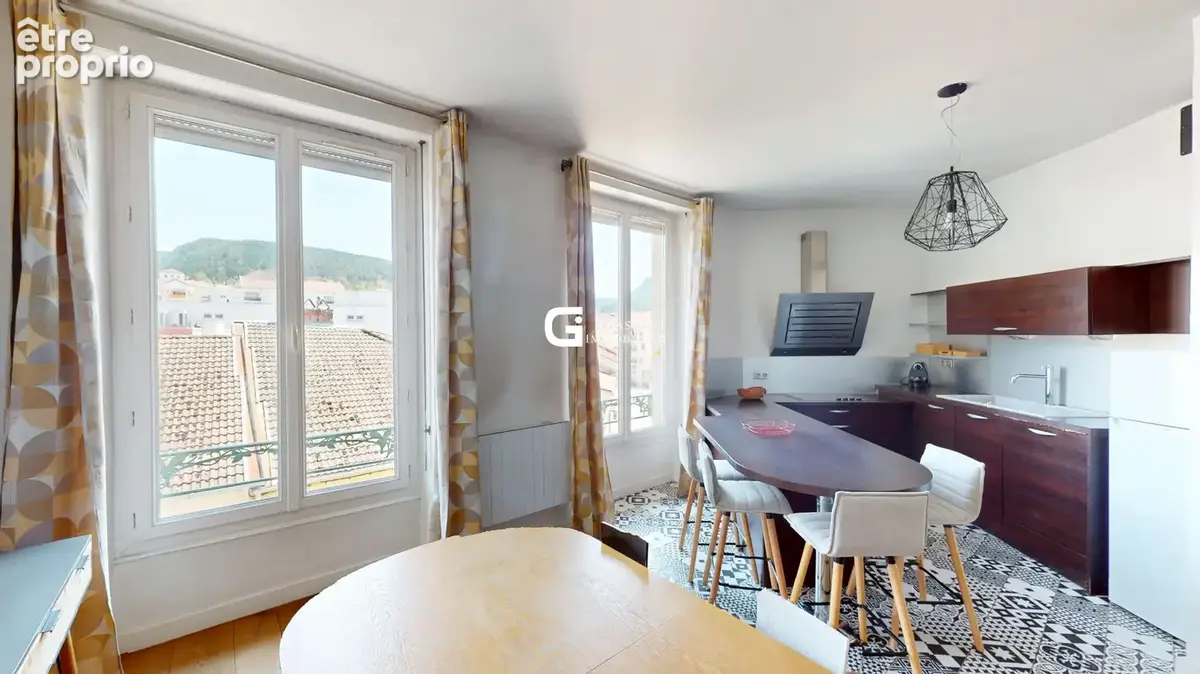 Appartement Oyonnax 4 pièce(s) 101.37 m2 - photo 2