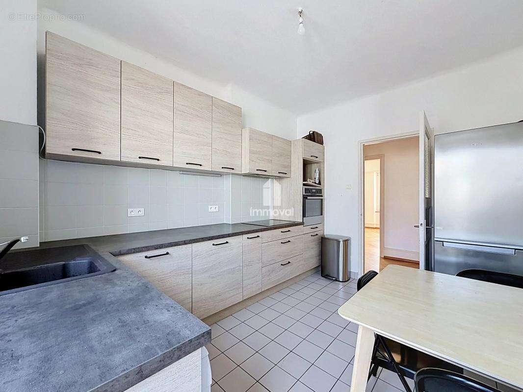 Centre-ville - t4 - 114 m² - photo 5