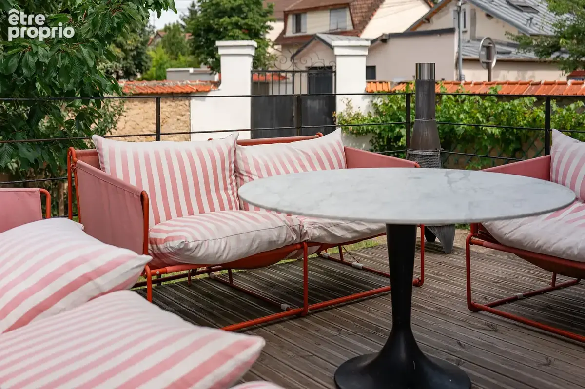 Maison familiale rénovée de 142 m2   4 chambres, jardin et terrasses - photo 20