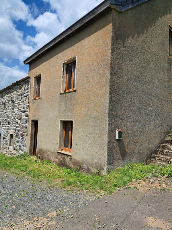 Maison en pierre en partie rénovée et petite bergerie - photo 20