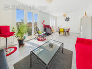 Maison à ONET-LE-CHATEAU