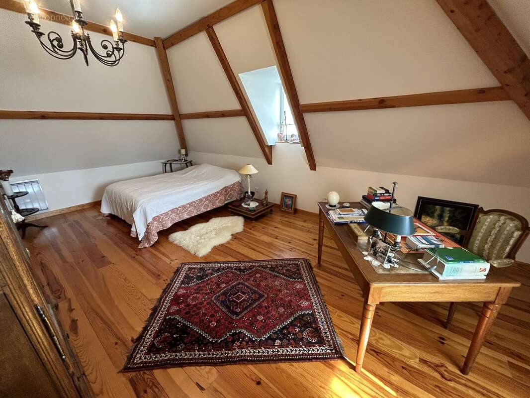 Maison à POUMAROUS