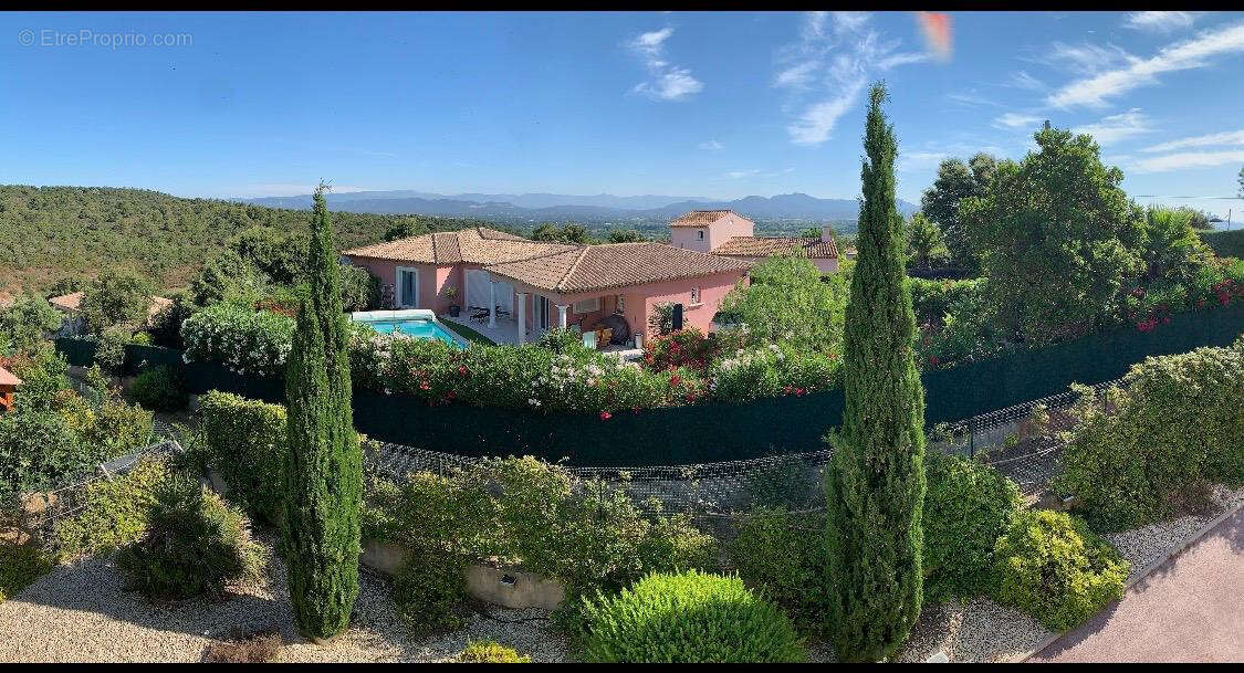 Maison à FREJUS