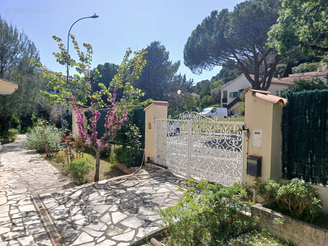 Maison à LA GARDE
