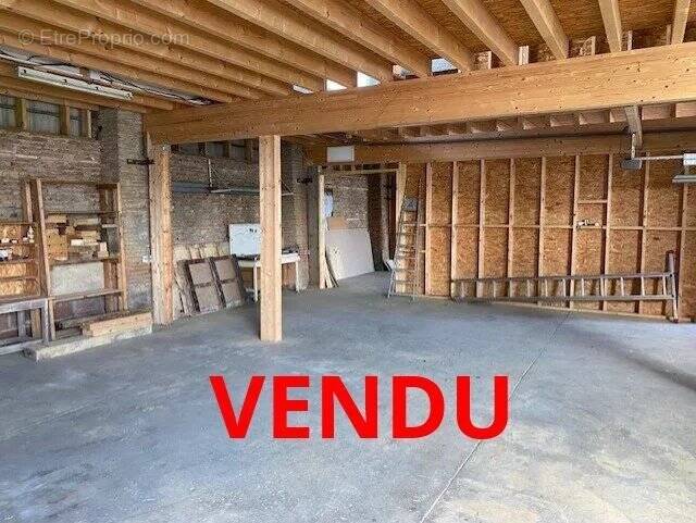 Commerce à VENERQUE