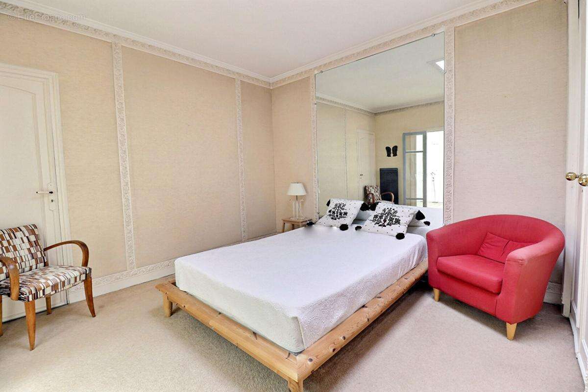 91700 - Plain-pied de 9 pièces - 230 m² - photo 6
