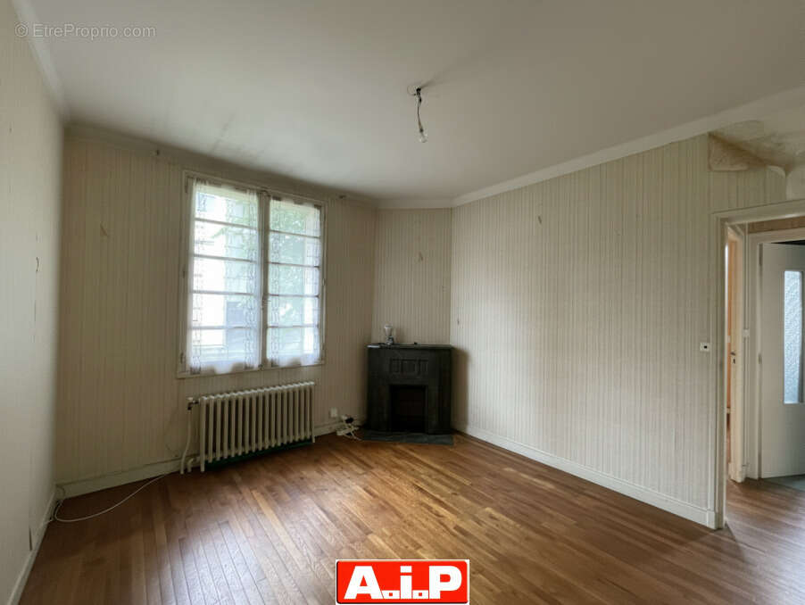 Maison à POUZAUGES