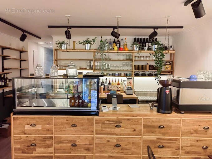 Commerce à MARSEILLE-2E