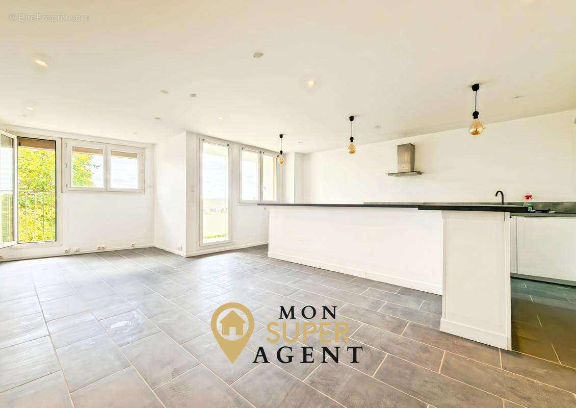 Appartement à MELUN