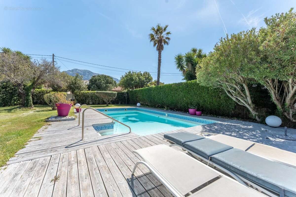 Maison à MARSEILLE-8E