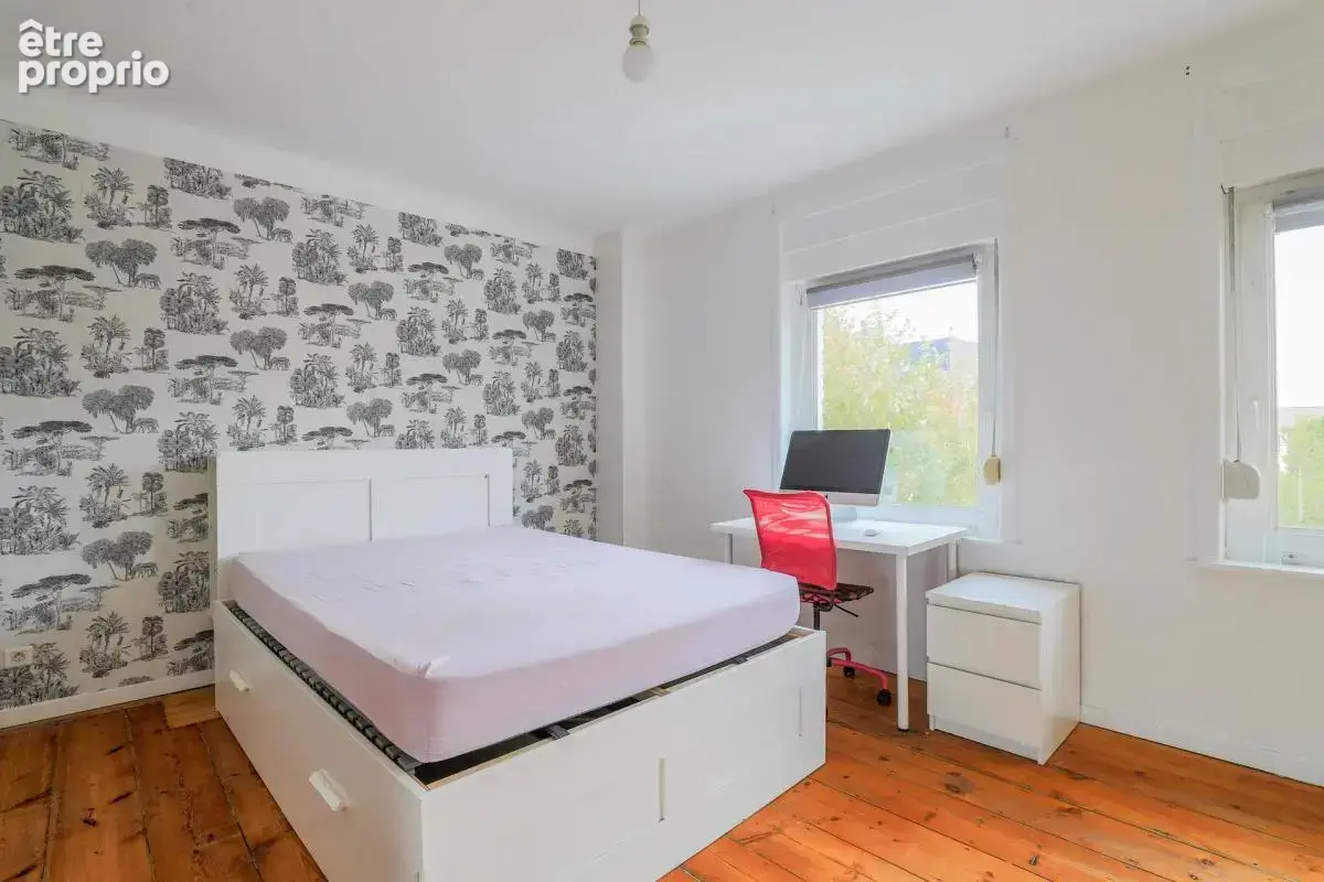 Maison de 8 pièces de 177 m² à Loos - photo 7