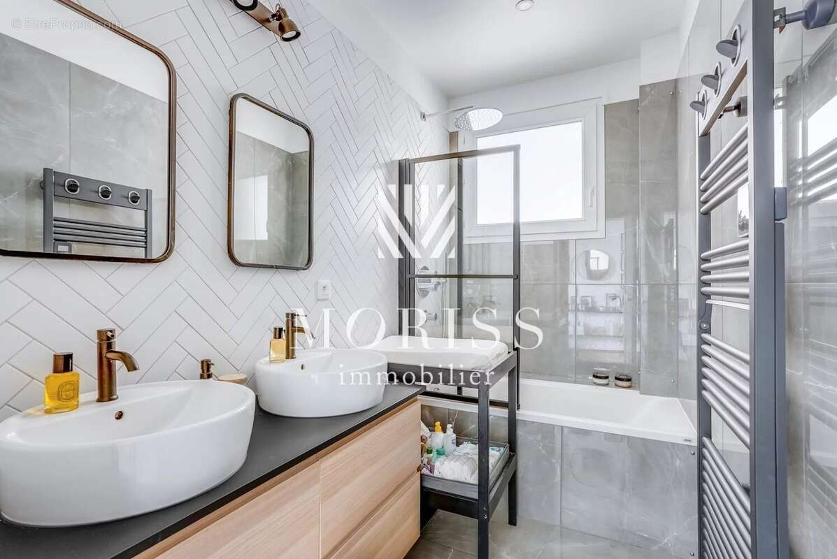 Appartement à NOGENT-SUR-MARNE