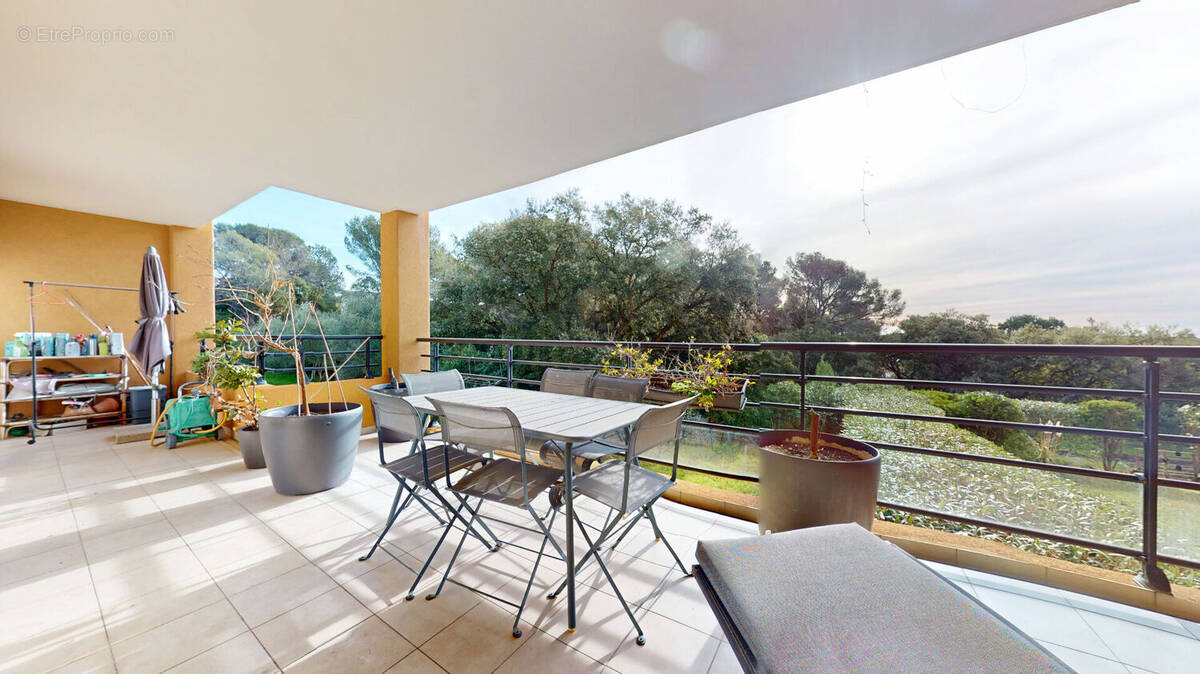 Appartement à SAINT-RAPHAEL
