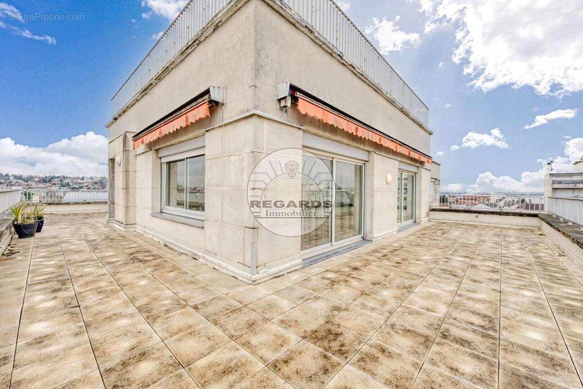 Appartement à VILLEMOMBLE
