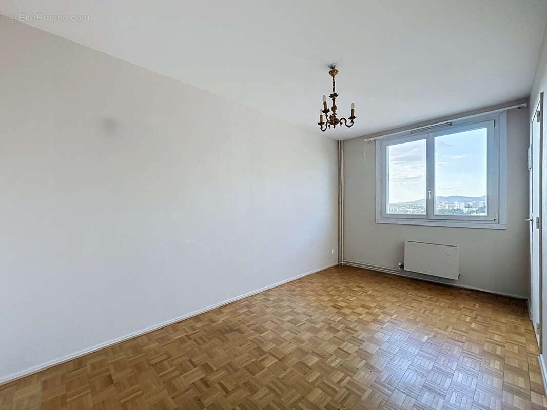 Appartement à LYON-5E