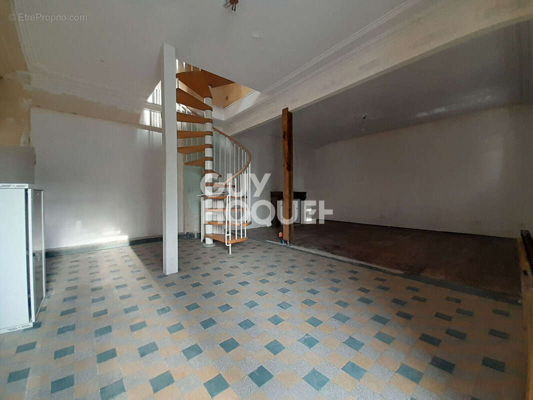 Maison à SAINT-JEAN-DE-DAYE